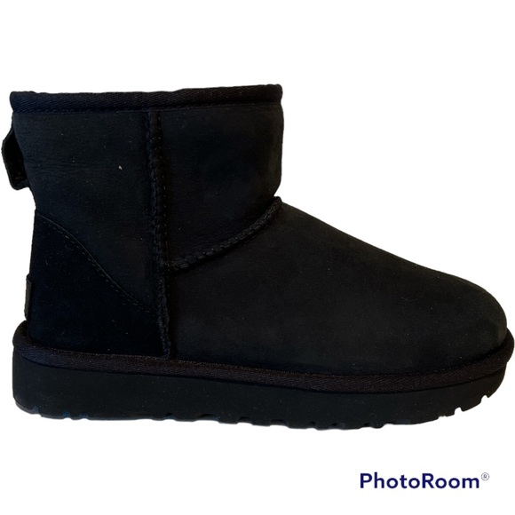UGG Classic Mini II genuine shearling lined suede bootie black 5 - Picture 2 of 5